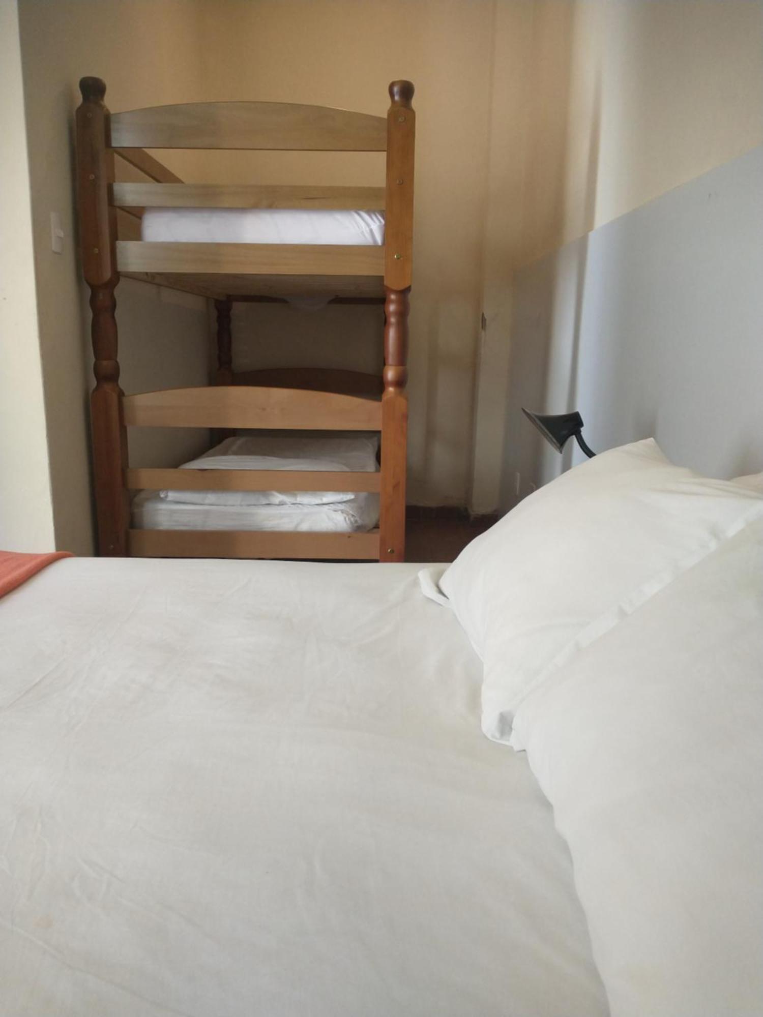 Guanaani Hostel Vitória Екстериор снимка