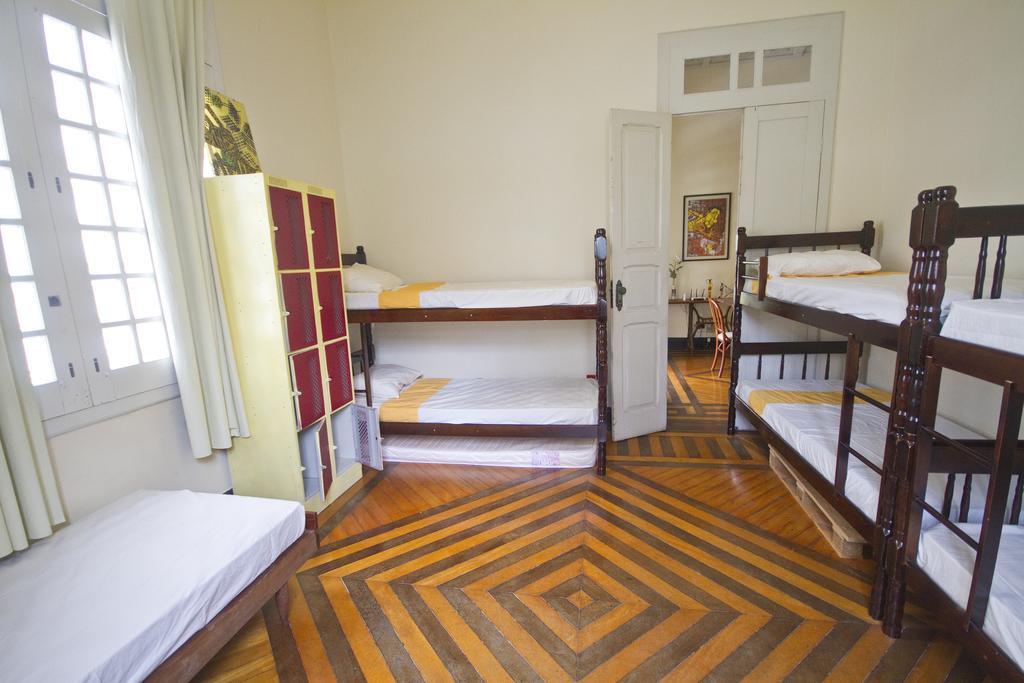 Guanaani Hostel Vitória Стая снимка